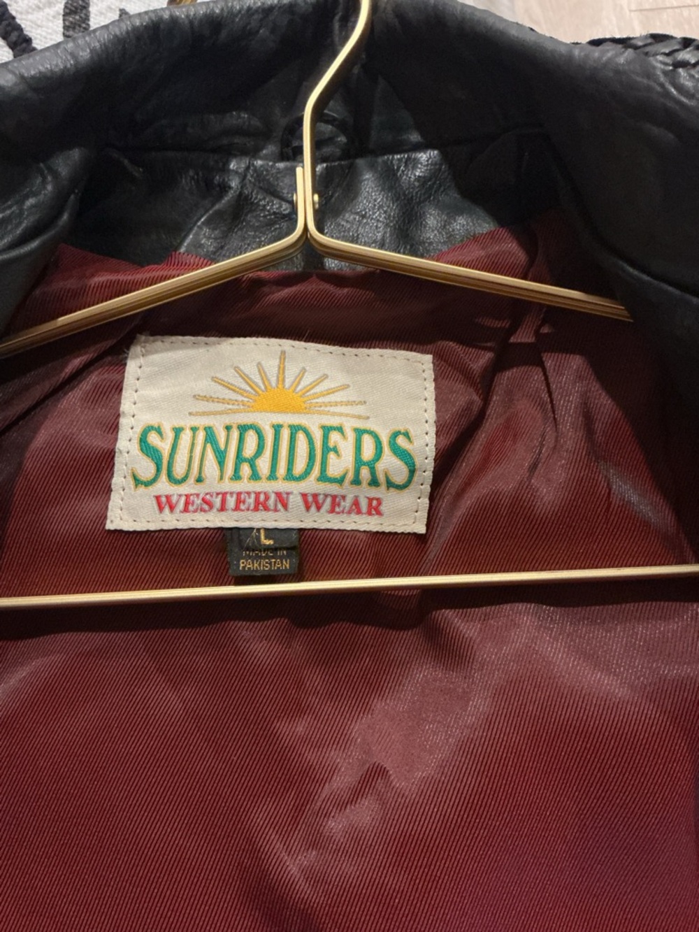 WESTERN WEAR Riders by Lee Black Leather Jacket with Maroon Lining - Picture 8 of 8